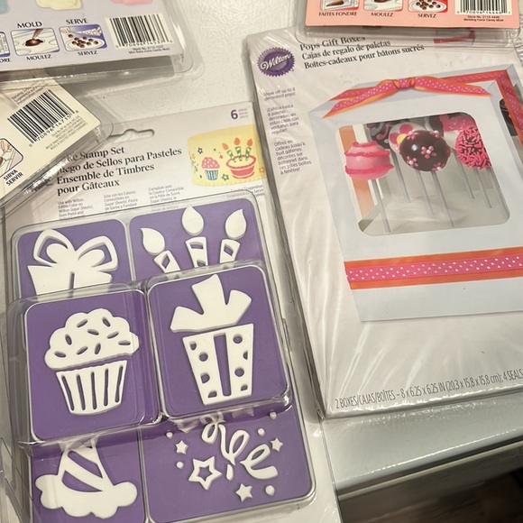 Wilton Candy Molds - Picture 3 of 6